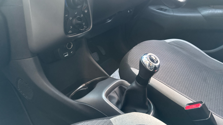 Toyota Aygo 1.0 VVT-i X-Play TSS 5dr Petrol Hatchback